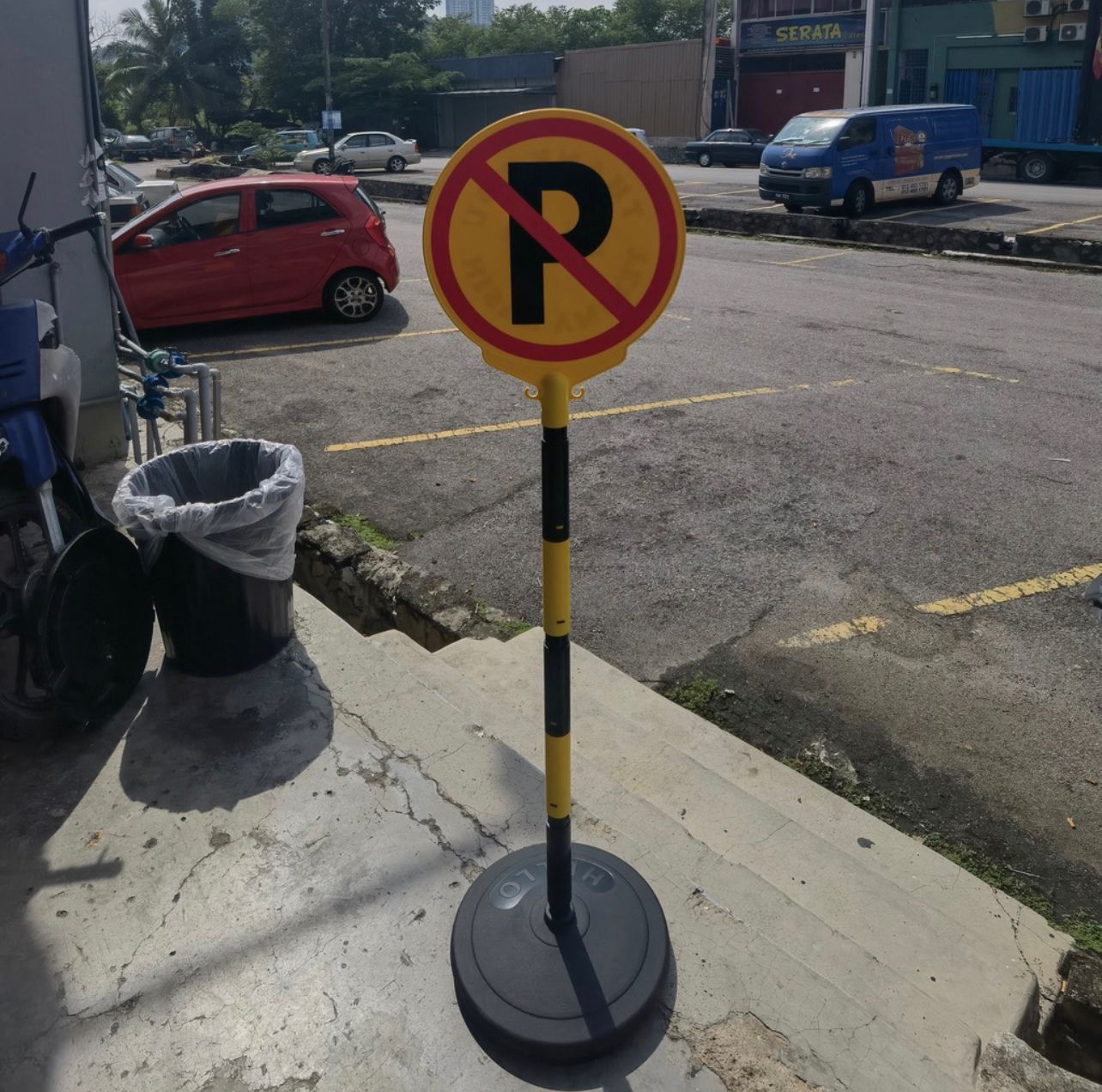 NA Signboards No Parking