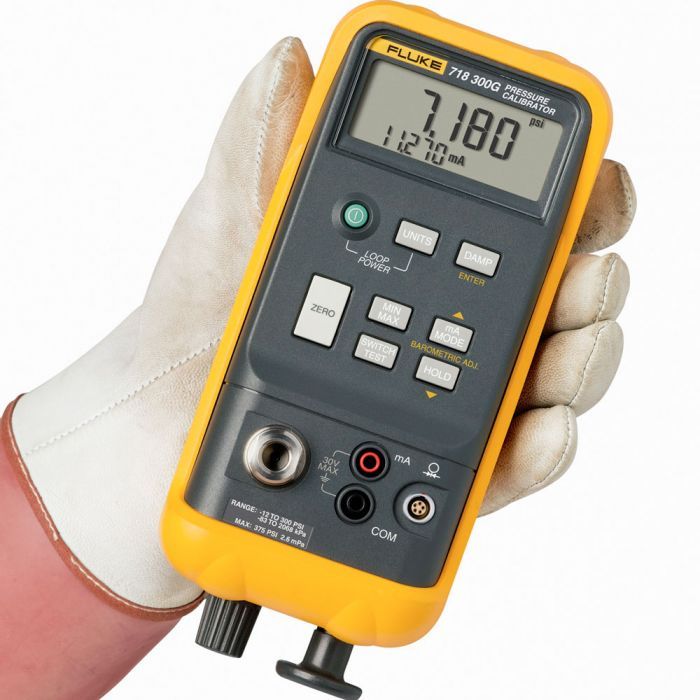 Fluke 718-100G Pressure Calibrator