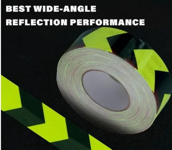 REFLECTIVE TAPE LIGHT GREEN BLACK ARROW - SIZE:50mm x 10 m