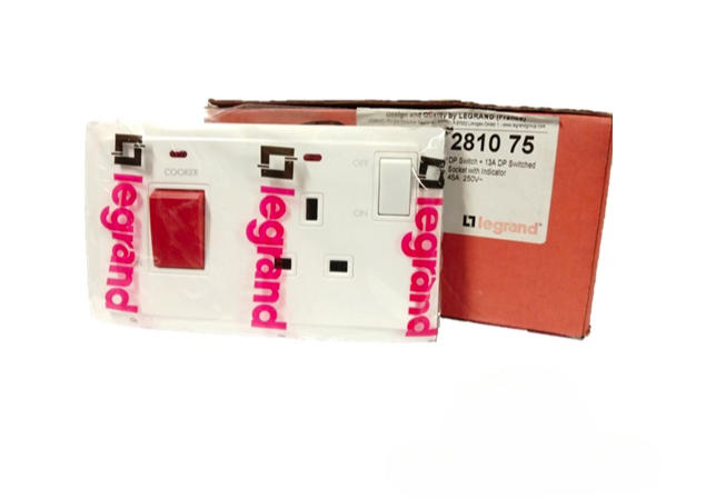 LEGRAND MALLIA 281075 45A 250V DOUBLE POLE SWITCH + 13A SWITCH SOCKET OUTLET WITH INDICATOR + COOKER MARKING (WHITE)