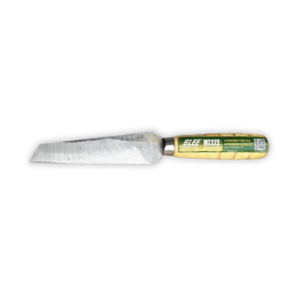 ELEE Chillington Crocodile Three Pointed Rake