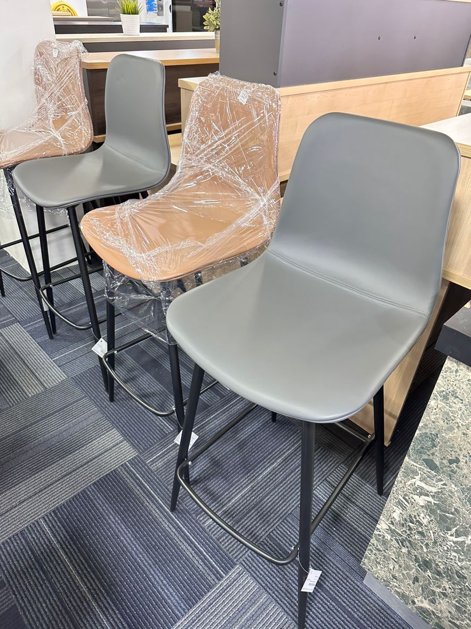 QS Bar Stool