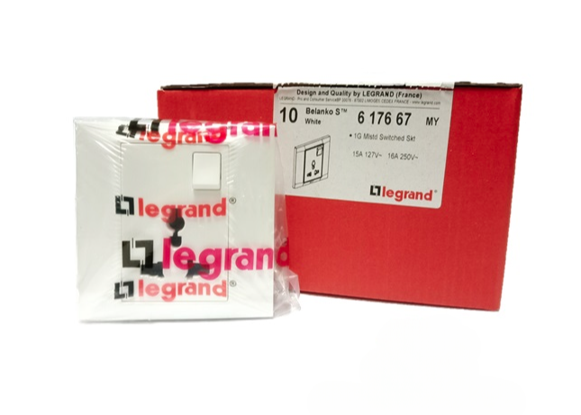 LEGRAND BELANKO S 617667 15/16A 127/250V 1GANG MULTISTANDARD SOCKET OUTLET (WHITE)