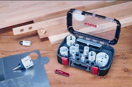BOSCH 14-PIECE BIM HOLE SAW SET, WITH SWISS ARMY KNIFE (061599760L)