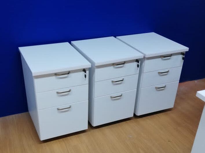 NA *MOBILE PEDESTAL -F1-FO-2D+1F