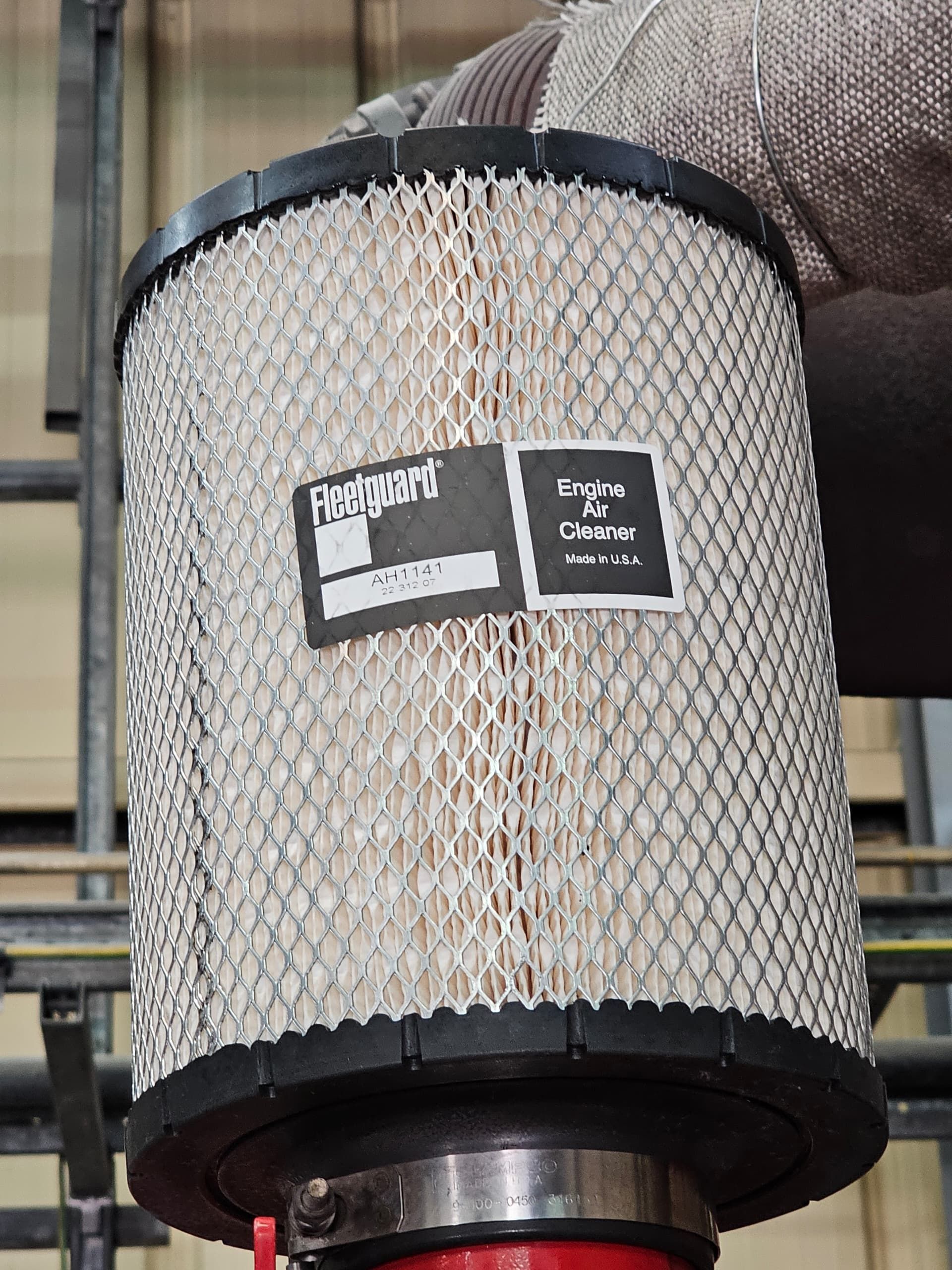 FLEETGUARD AH1141 AIR FILTER