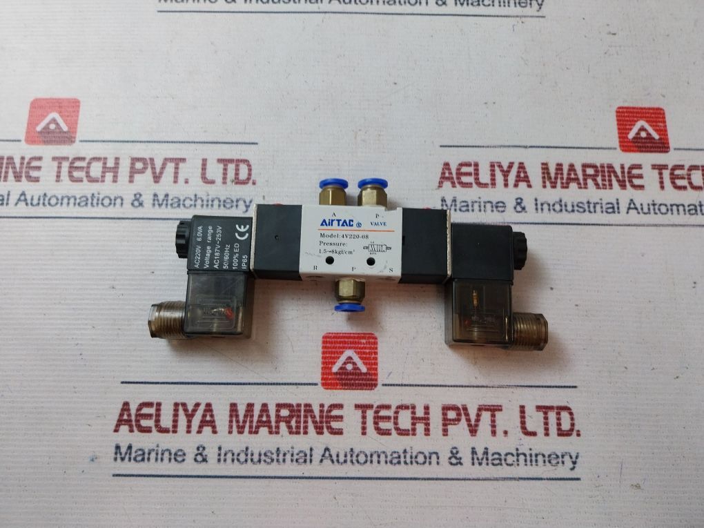 Airtac Solenoid Valve 4V220-08 1/4"
