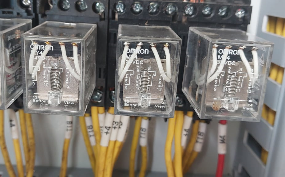OMRON MINIATURE POWER RELAY-MY4 GS CD24