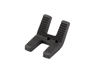 Milwaukee Coated Cast Iron Jaw for 6” Leveling Tripod Chain Vise 48-22-8698