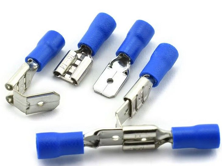 CTC LUG U 2.5MM -100 pcs / Y LUG / U Screw Type Blue Insulated Terminal Lug Cable Wire Clip Earth Pin /22-16 16-14 12-10 AWG