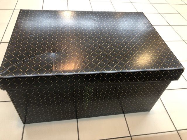 KUC Kotak 28cm x 35cm x 52cm
