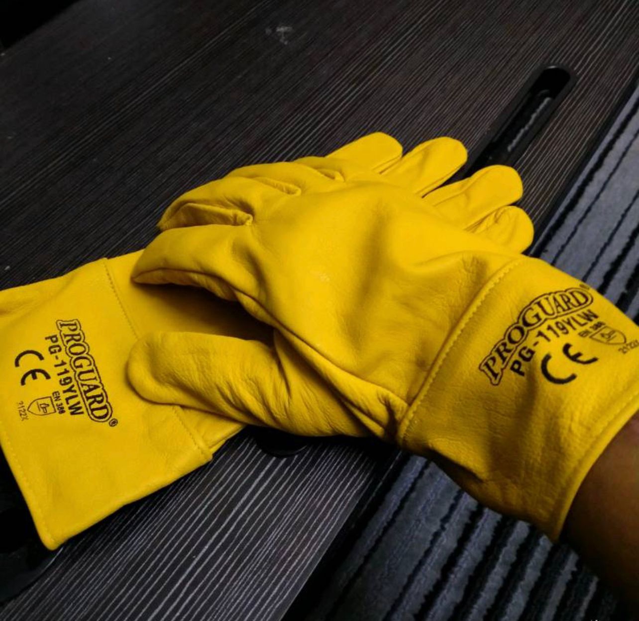 Proguard Argon Welder Glove Soft Touch Leather Sarung Tangan Kulit Kerja Welding