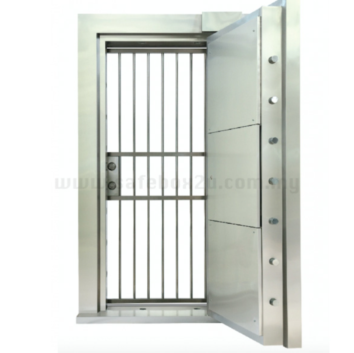 FALCON GRILLE GATE (PAINTED FINISH)