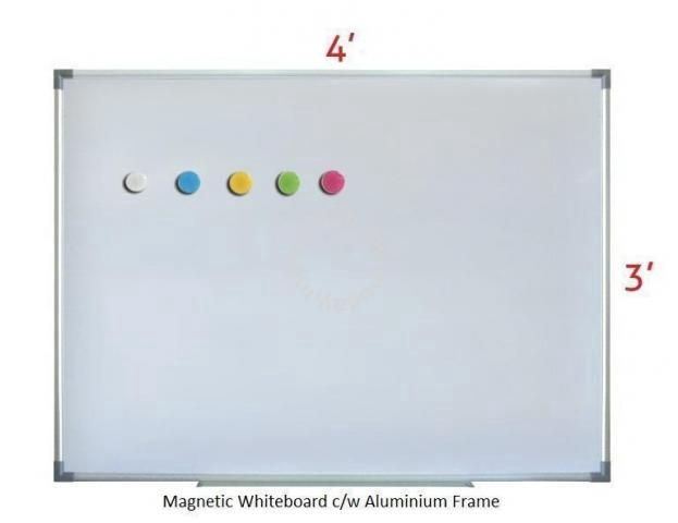 magnetic white board c/w roller stand 4' x 8' sekali pasang