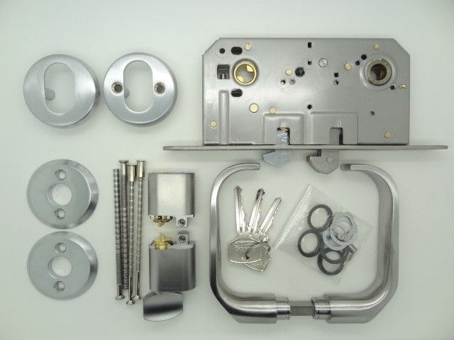 TRIOVING *TRIOVING 5382/8 LOCK SET ROUND ROSE